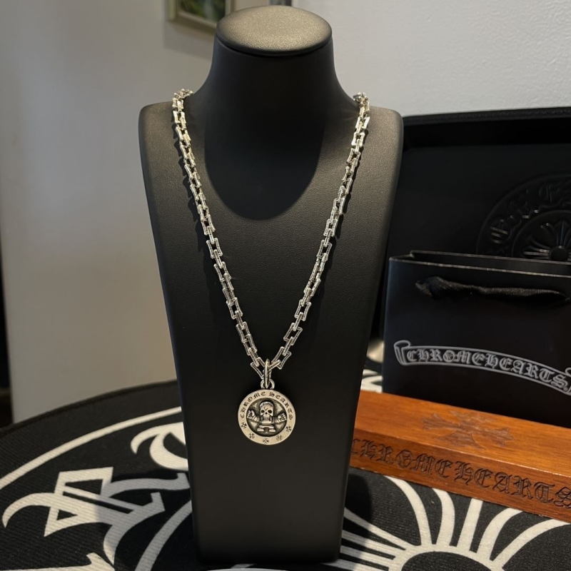 Ch**me He**ts necklaces